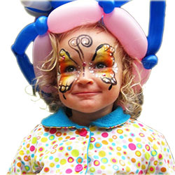 Face painting and balloon twisting entertainment